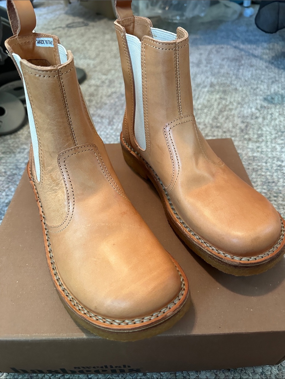 Leather Chelsea Ankle Boots - Tan